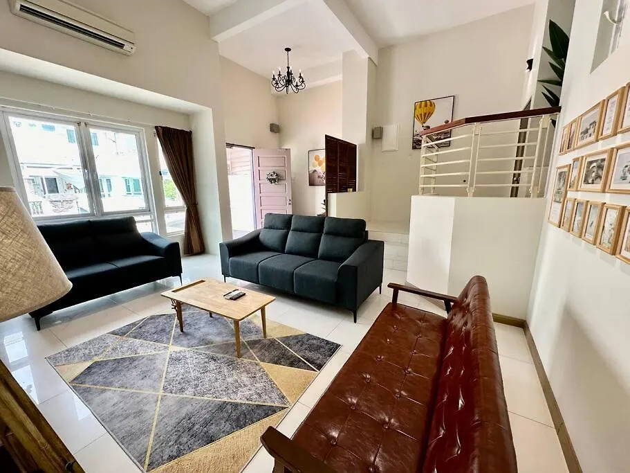 Vakantiehuis Karpalsinghdrive Seaside Georgetown 4R3B3P 15Pax Villa