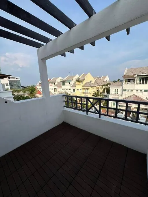 Vakantiehuis Karpalsinghdrive Seaside Georgetown 4R3B3P 15Pax Villa