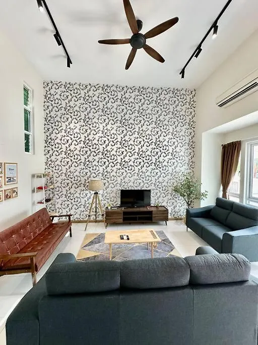 Karpalsinghdrive Seaside Georgetown 4R3B3P 15Pax Villa 0*, George Town