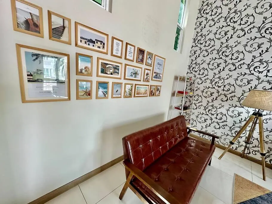 Vakantiehuis Karpalsinghdrive Seaside Georgetown 4R3B3P 15Pax Villa